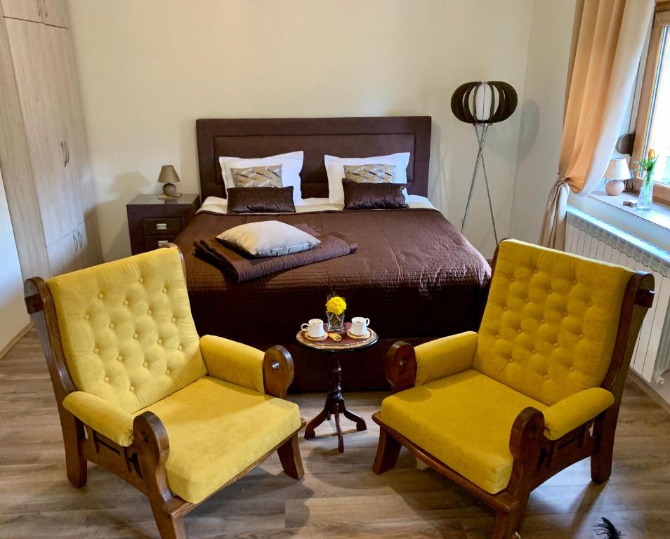 Postel nebo postele na pokoji v ubytování Zvjezdana dolina Garni hotel