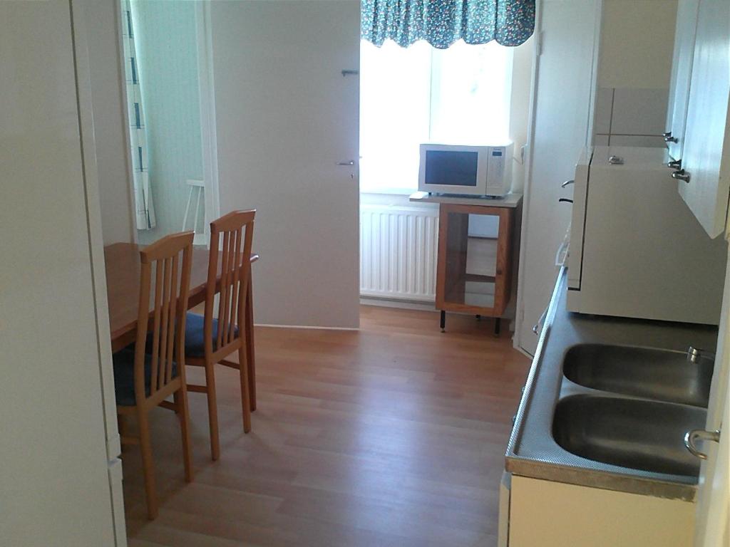 Huoneistohotelli Teekki - Apartamento De Tres Habitaciones