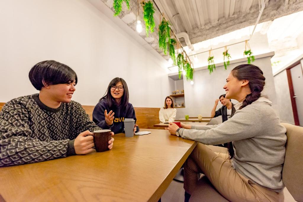 Hosté ubytování plat hostel keikyu minowa forest