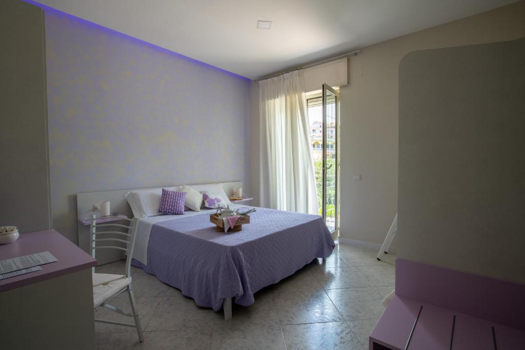 B&B L'Abbraccio - Quadruple Room With Private Bathroom