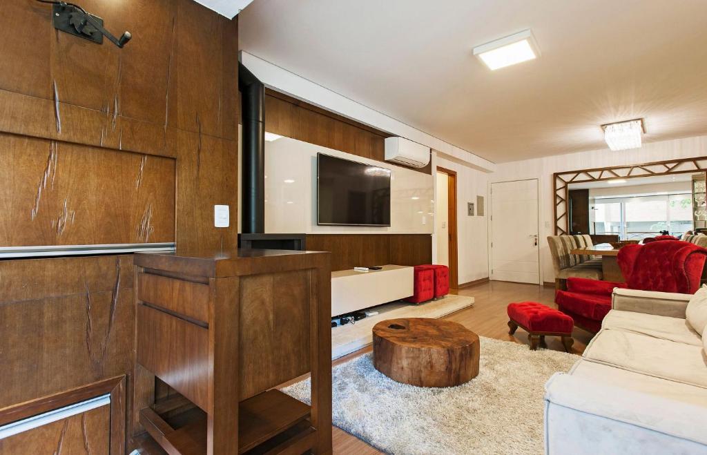 FLORES DA MONTANHA 202A - 2 DORM + LAVABO NA BORGES!  FLORES DA MONTANHA 202A - 2 DORM + LAVABO NA BORGES!