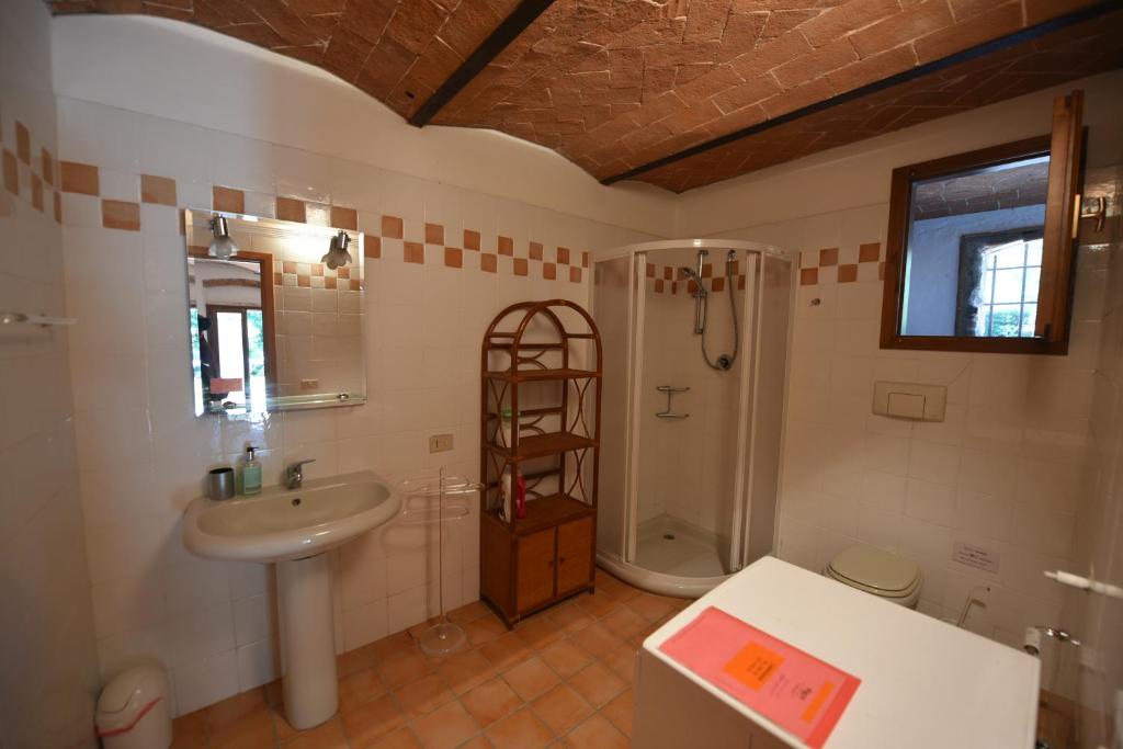 A bathroom at CASE&COLLINE La Prospettiva