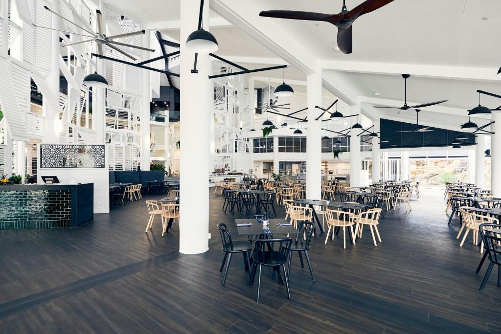 Restaurace v ubytování Daydream Island Resort