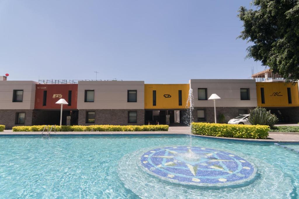 Bazén v ubytování Hotel Ronda Minerva nebo v jeho okolí