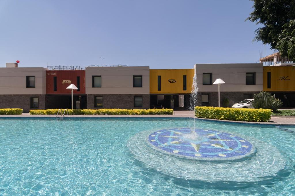 Bazén v ubytování Hotel Ronda Minerva nebo v jeho okolí