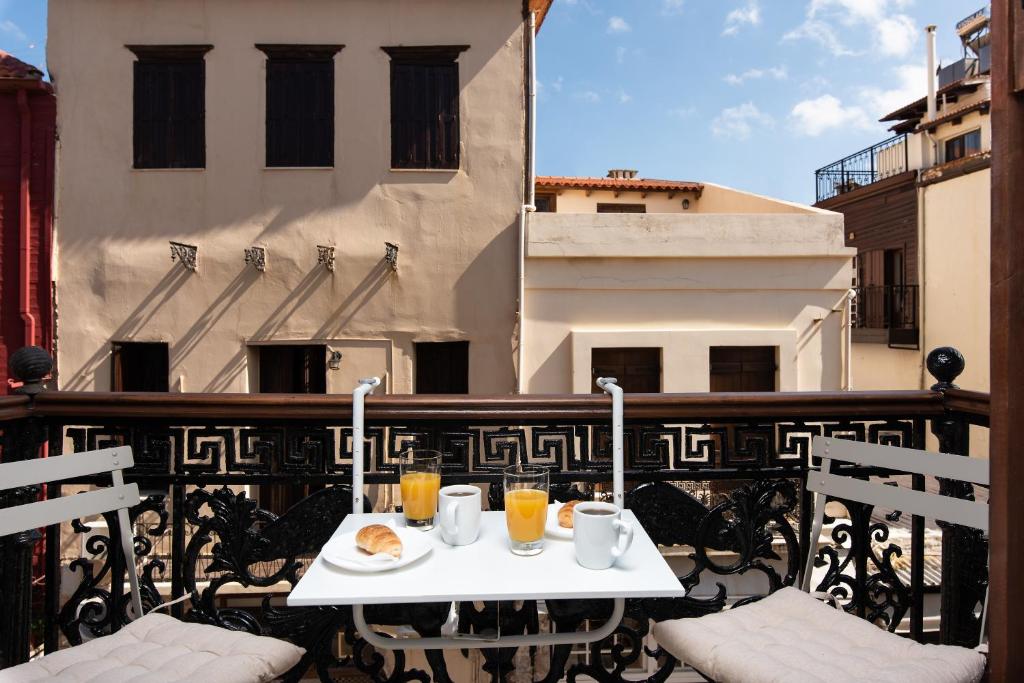 Favela Living Space - 2