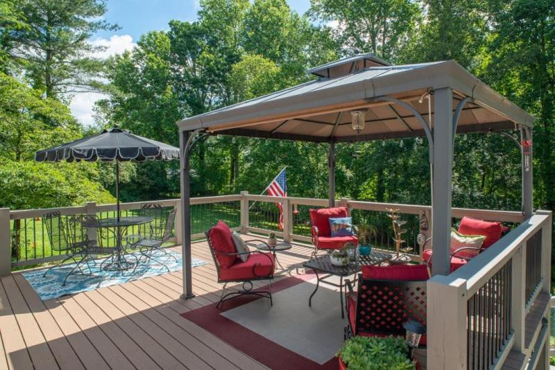 Private Downtown Retreat - Housity