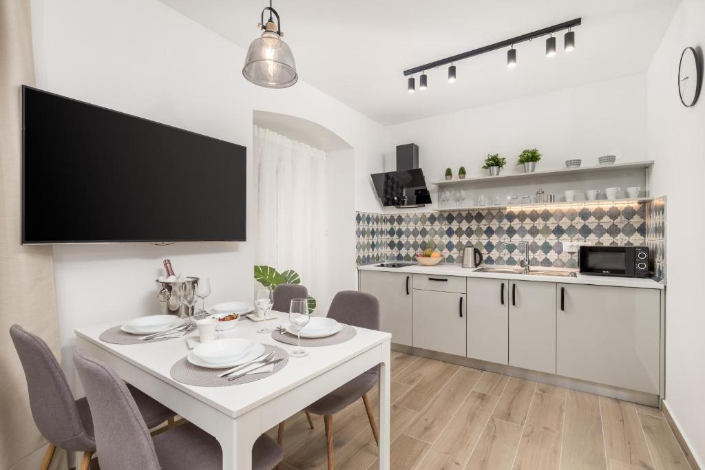 Srnec Apartments - Korzo - 8