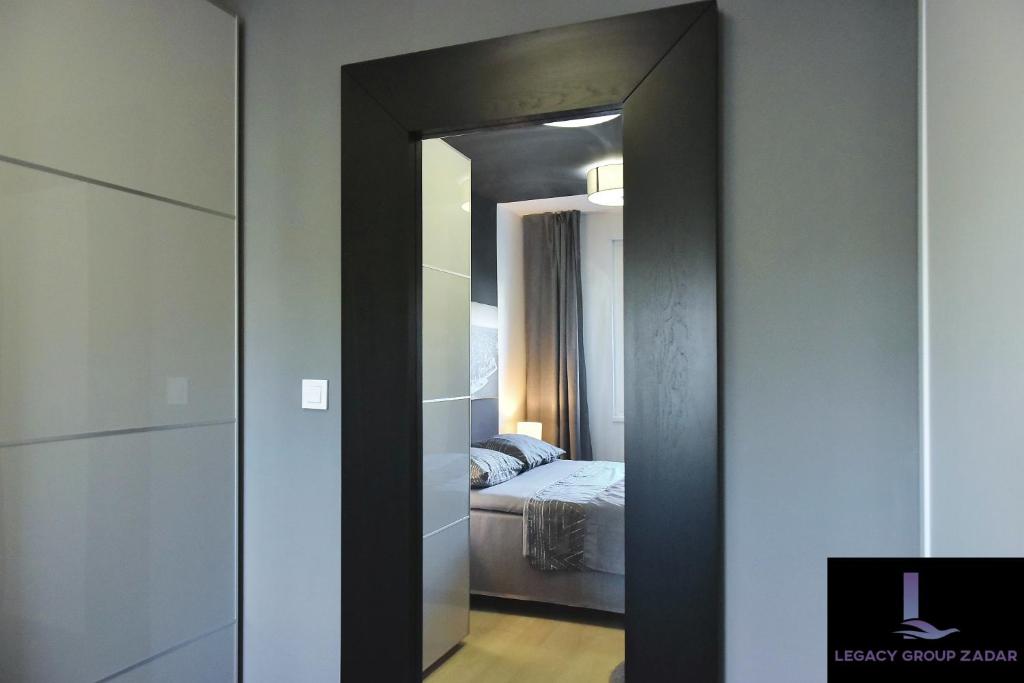 Posteľ alebo postele v izbe v ubytovaní Legacy Marine2 - Zadar, Luxury Suites