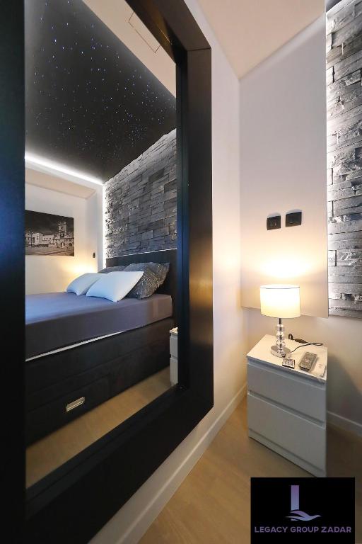 Posteľ alebo postele v izbe v ubytovaní Legacy Marine2 - Zadar, Luxury Suites