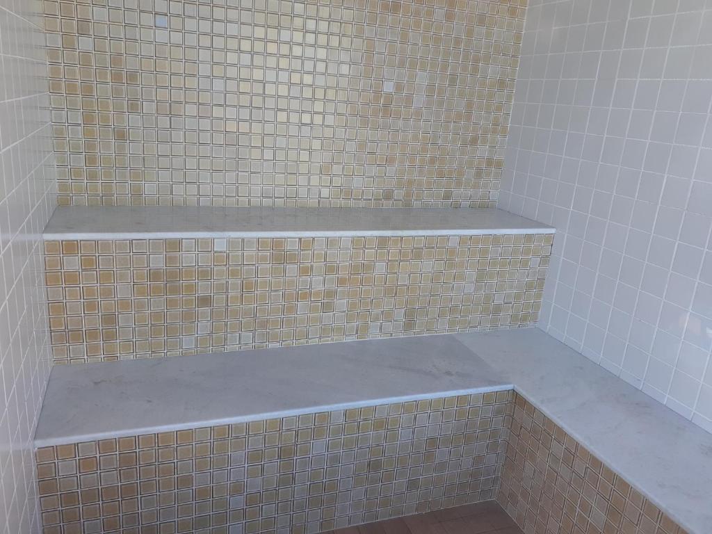  Apartamento Condomínio Golden Lake Arraial do Cabo - RJ