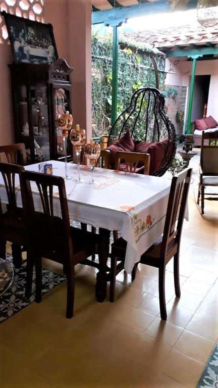 Posezení v ubytování Hotel Kantarrana Urbana Jardin