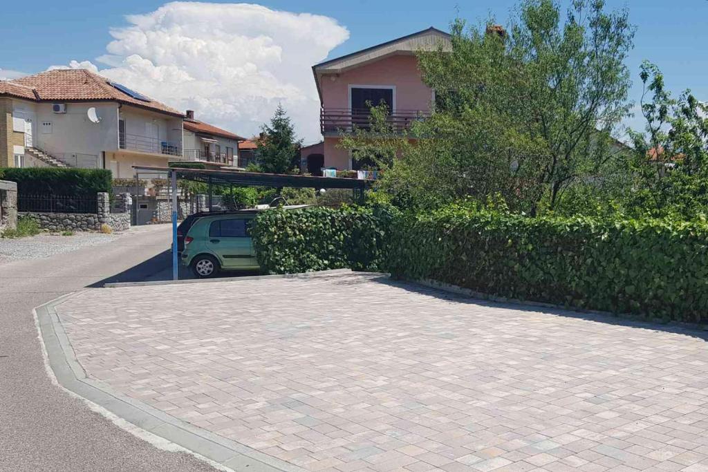 Budova, kde se apartmán nachází