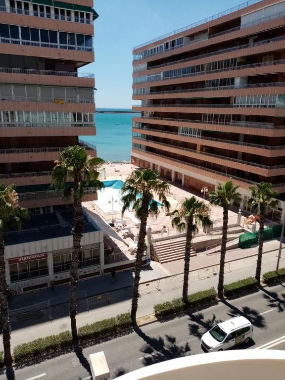 APARTAMENTO con BUENA VISTA, Torrevieja – uppfærð verð fyrir ...