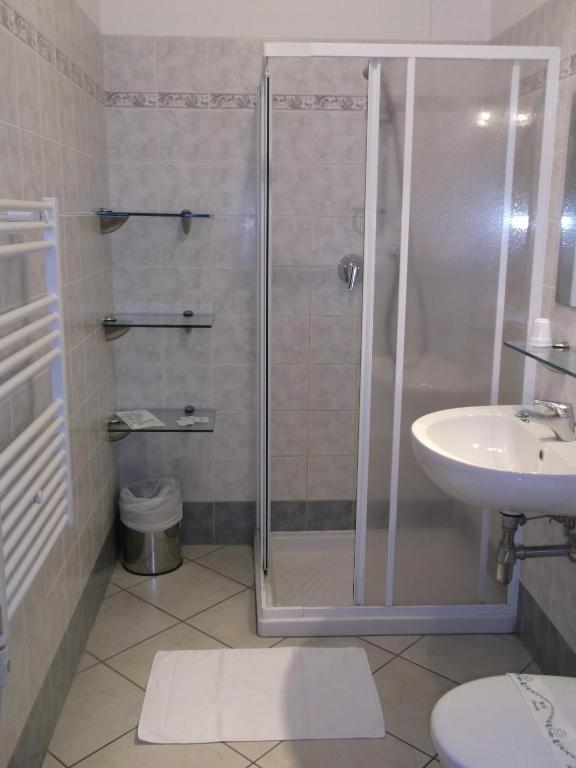 Koupelna v ubytování Albergo Meublè Abatjour