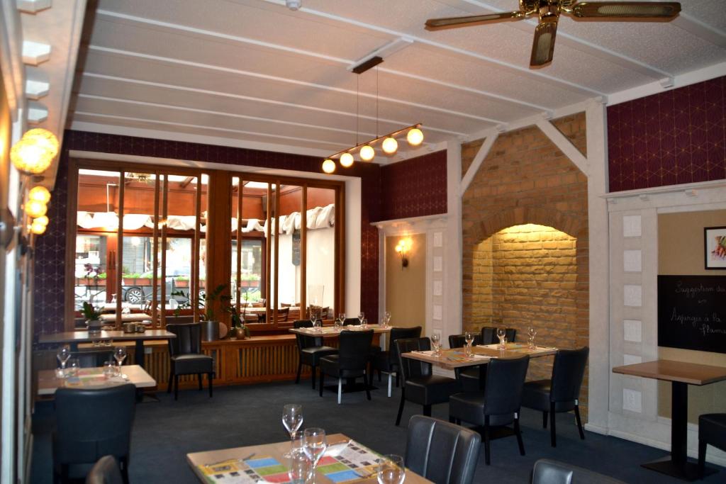Restaurace v ubytování Hotel Le Limbourg
