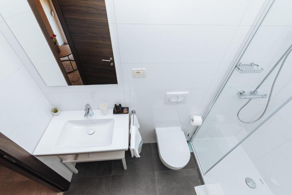 City harbour deluxe suites - 15