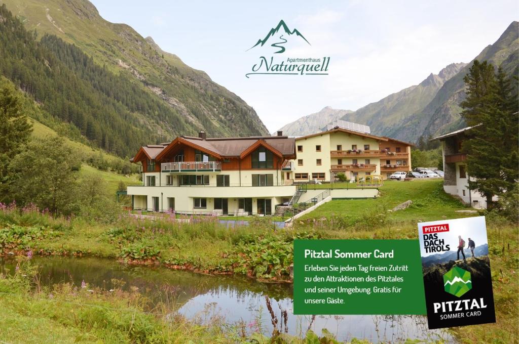 un hotel en las montañas junto a un río en Appartementhaus Naturquell, en Sankt Leonhard im Pitztal
