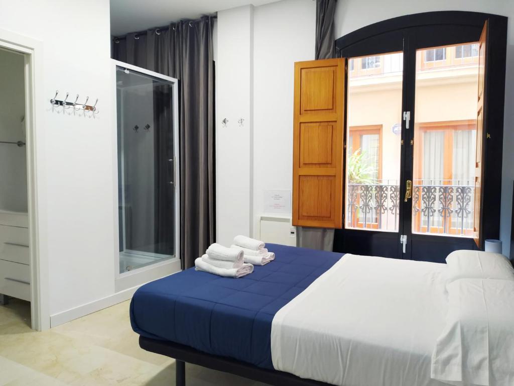 Flats Friends Plaza de la Reina, Valencia – Updated 2023 Prices