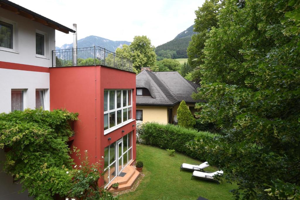 Nespecifikovaný výhled na hory nebo výhled na hory při pohledu z hotelu