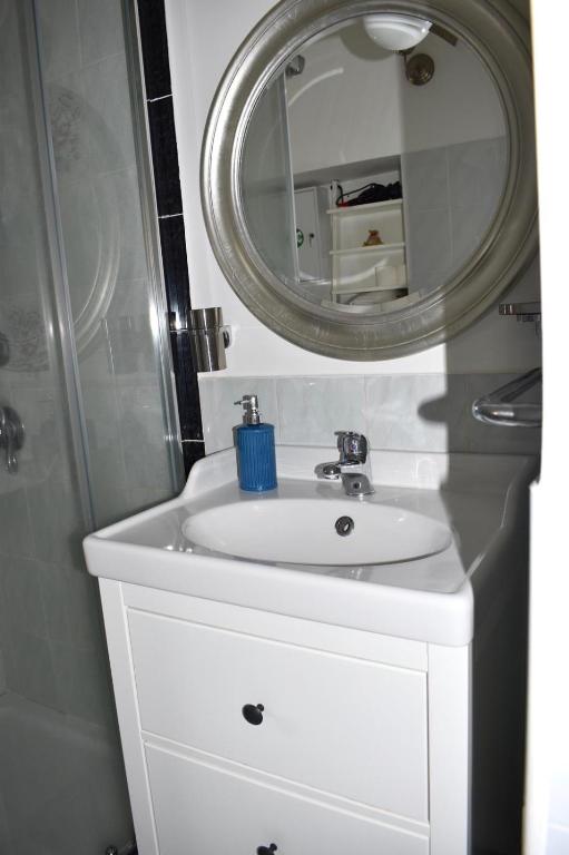 Łazienka w obiekcie Suali Case nel Borgo