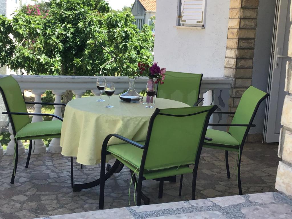 Fotografia z galérie ubytovania Apartmani Misic v destinácii Ždrelac