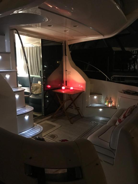 Porto Private Yacht- Accommodation Douro River - Mobile Home