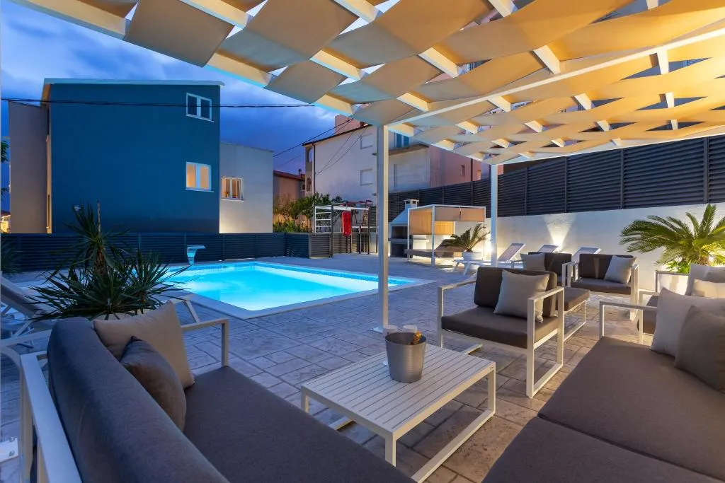 Villa Mira with swimming pool, Split, Croaţia