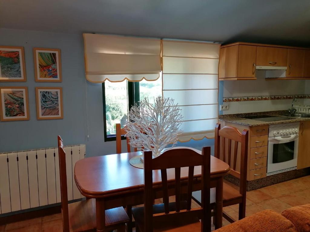 Kuchyňa alebo kuchynka v ubytovaní Apartamentos Marsó