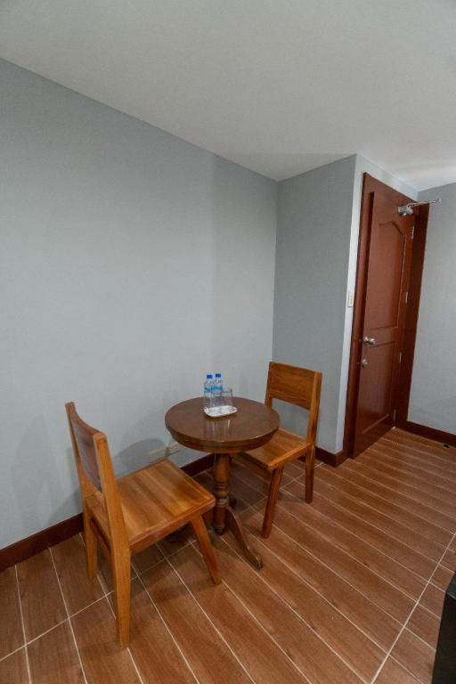 Posezení v ubytování One Averee Bay Hotel