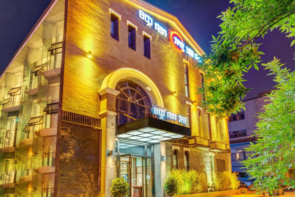 Budova, kde se hotel nachází