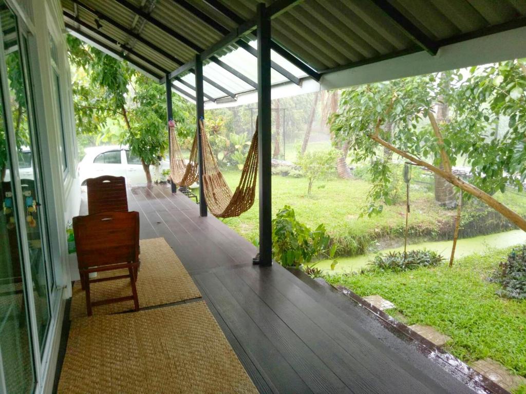 Zahrada ubytování ComeHome Lamphun