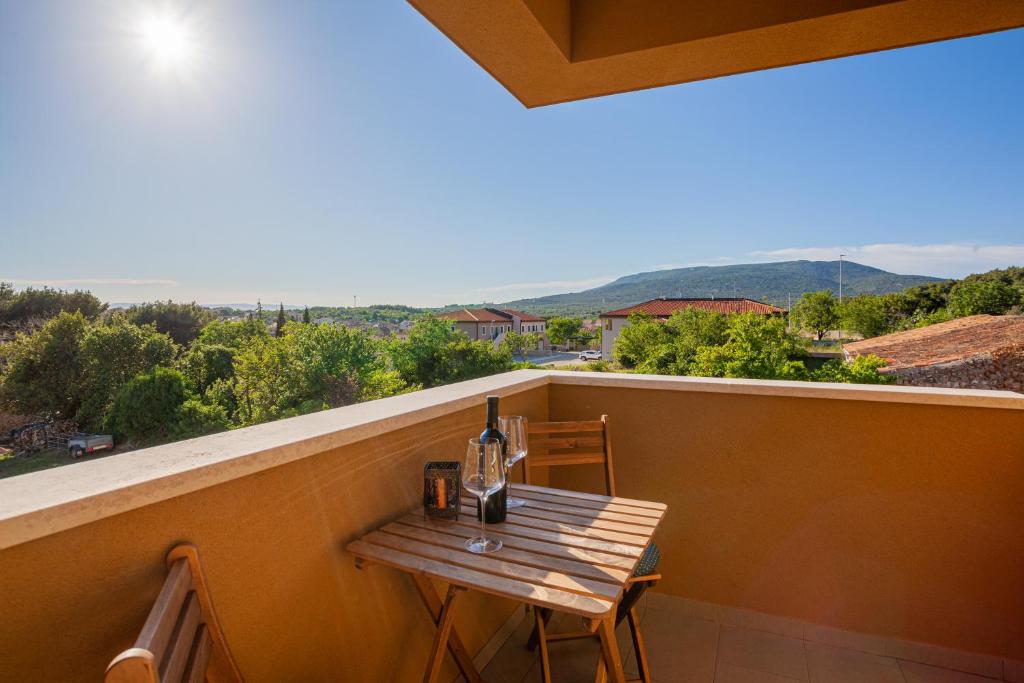 Nespecifikovaný výhled na hory nebo výhled na hory při pohledu z apartmánu