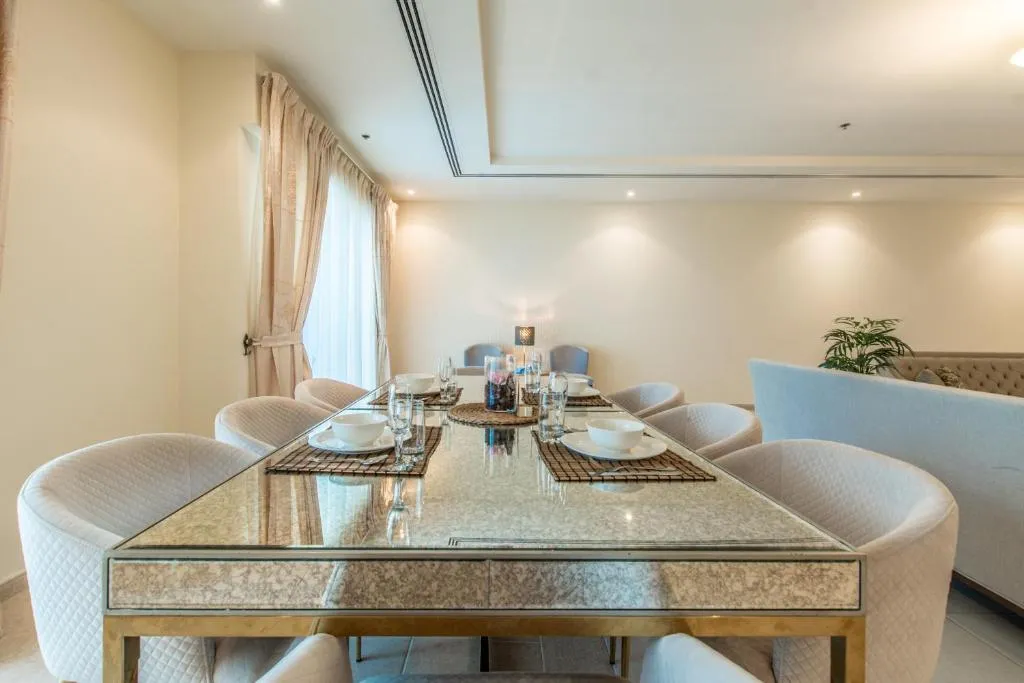 Primestay - Stunning 4BR Penthouse with Full Sea View, Alantos, United Arab Emirates