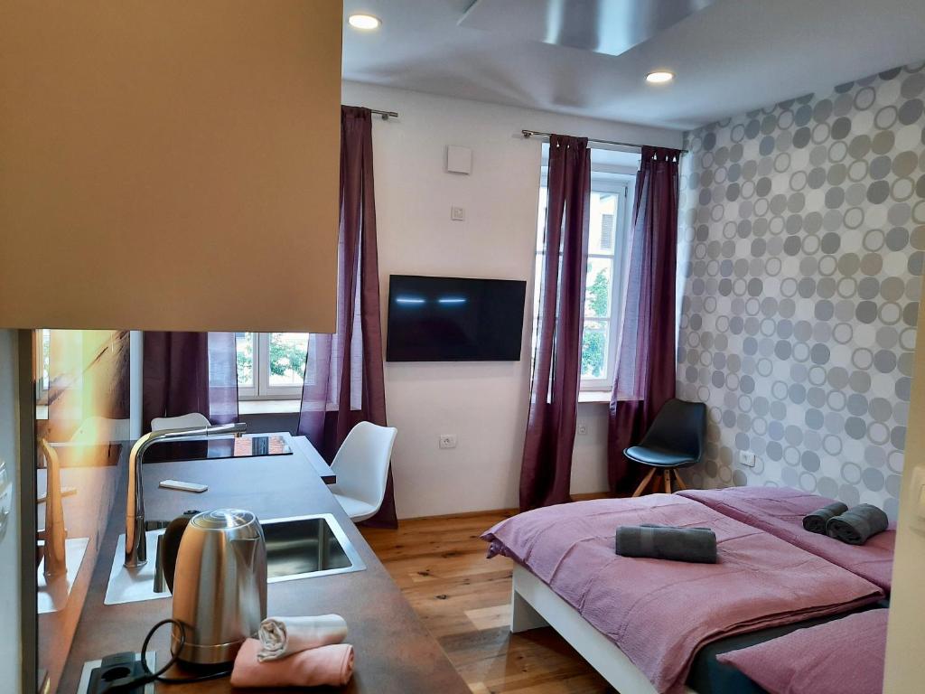 Apartment Gold - One-Bedroom Apartment