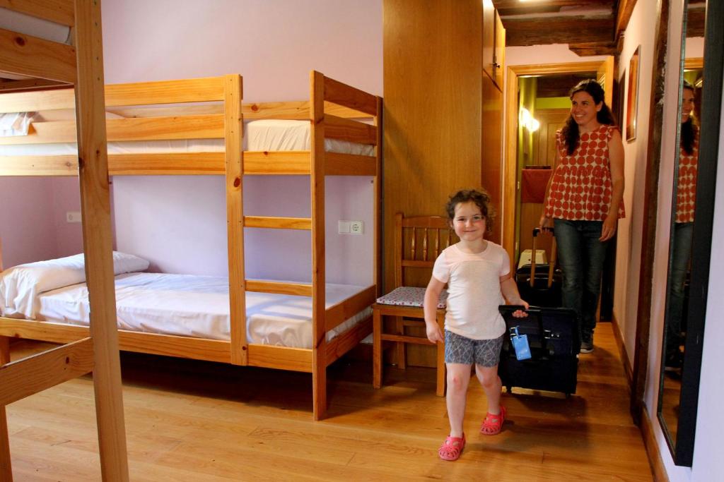 Postel nebo postele na pokoji v ubytování Beizamako Aterpetxea - Albergue Turistico de Beizama