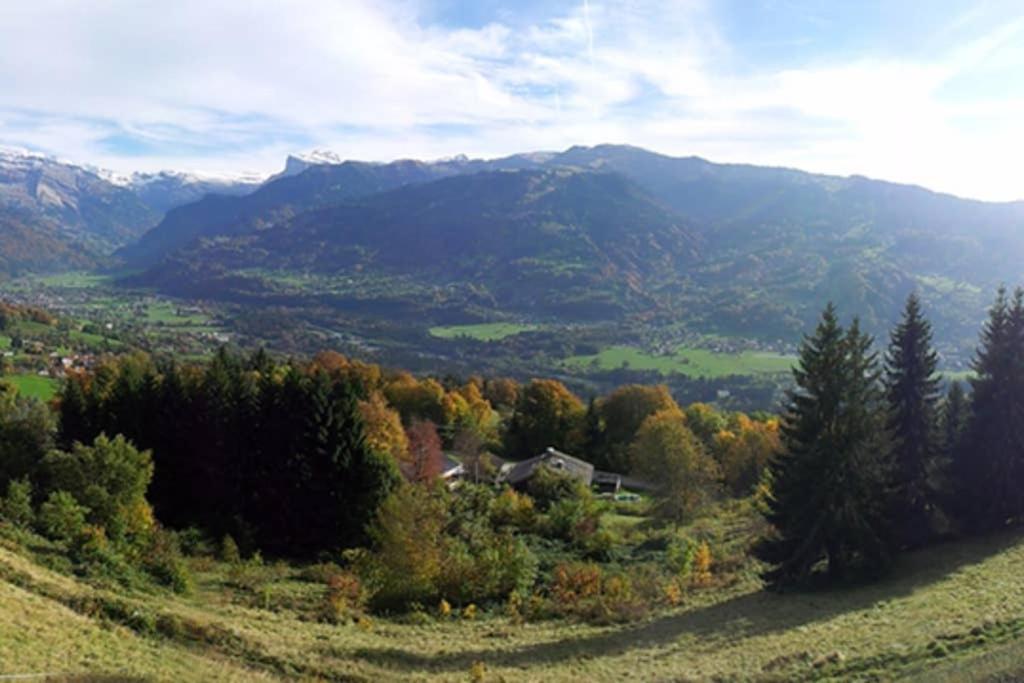 Imagen de la galería de Studio 33m2 vue panoramique sur le Grand Massif et Mt Blanc, plein sud, en Verchaix