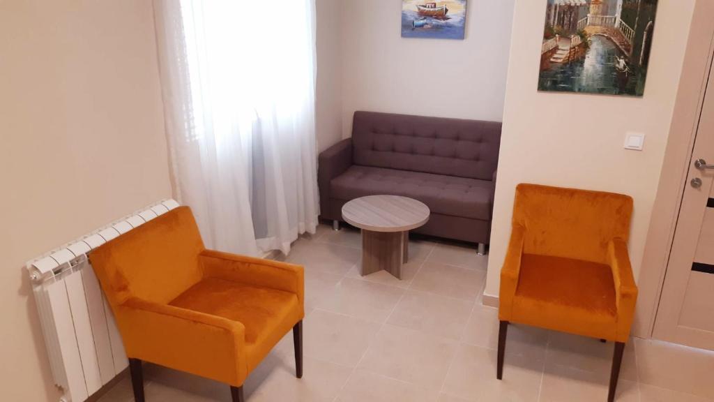 Posezení v ubytování Pilon apartments