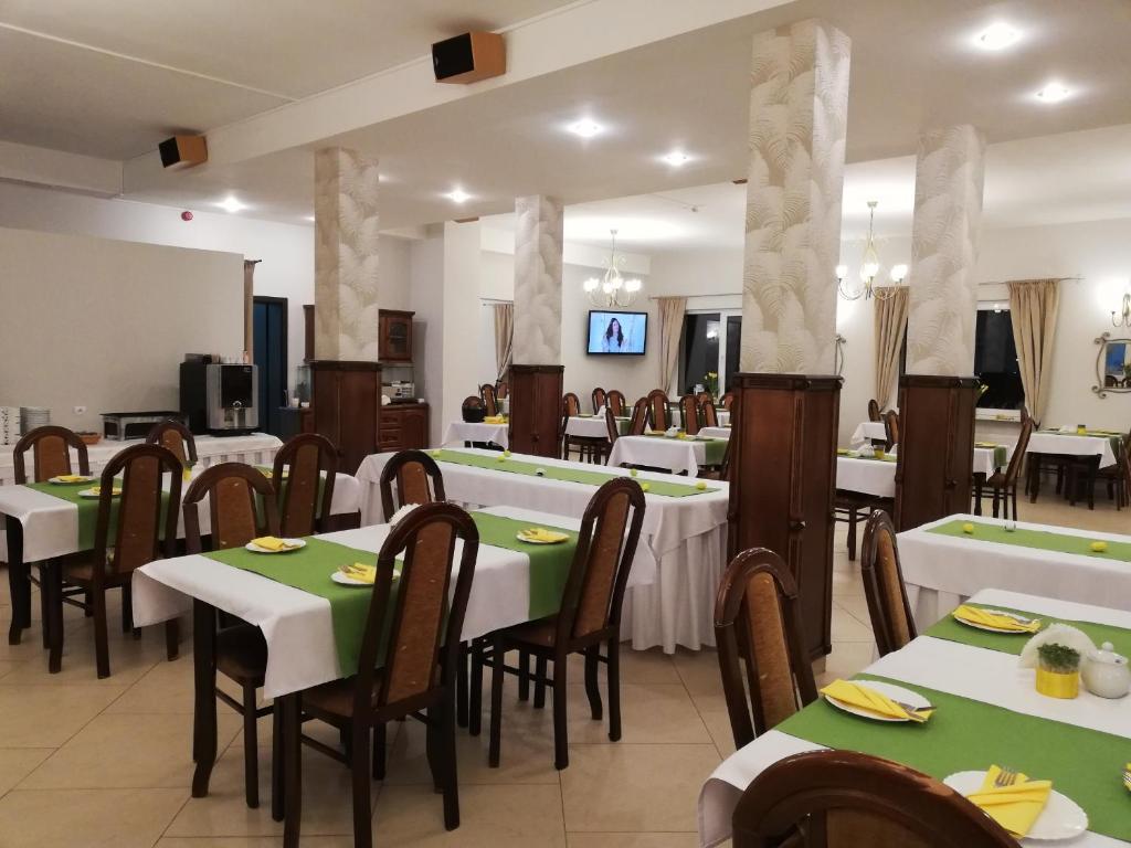 TV a/nebo společenská místnost v ubytování Paradiso Park