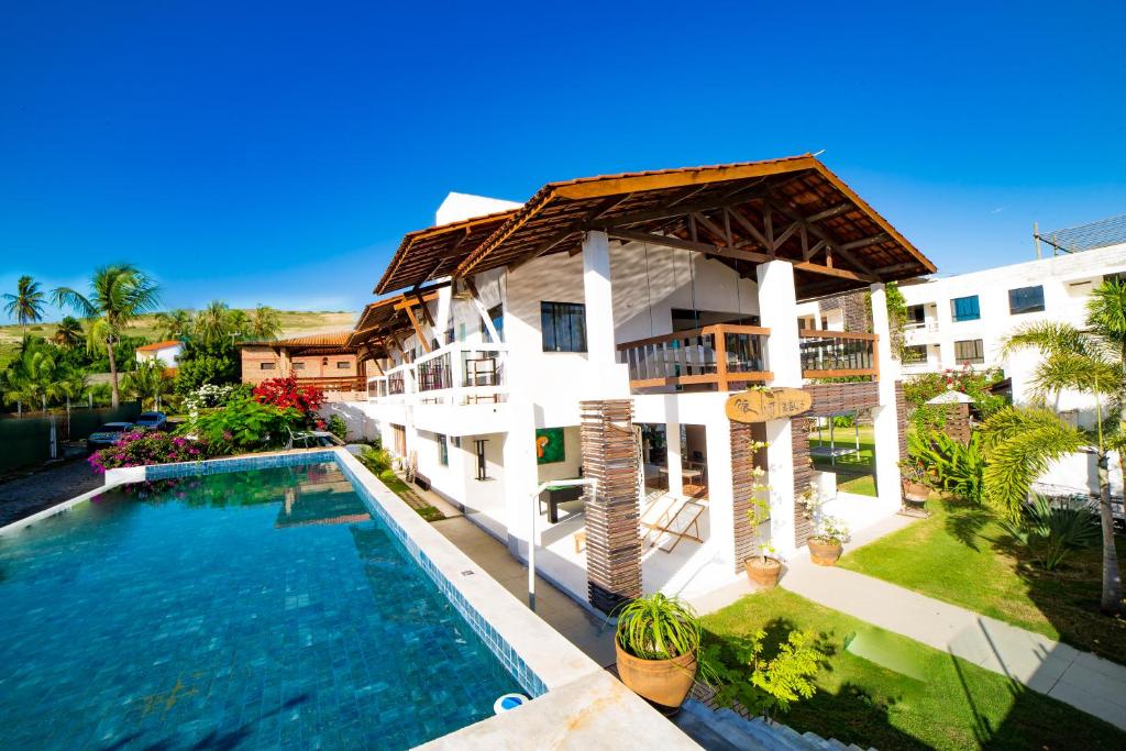  Inn Tribus Hotel