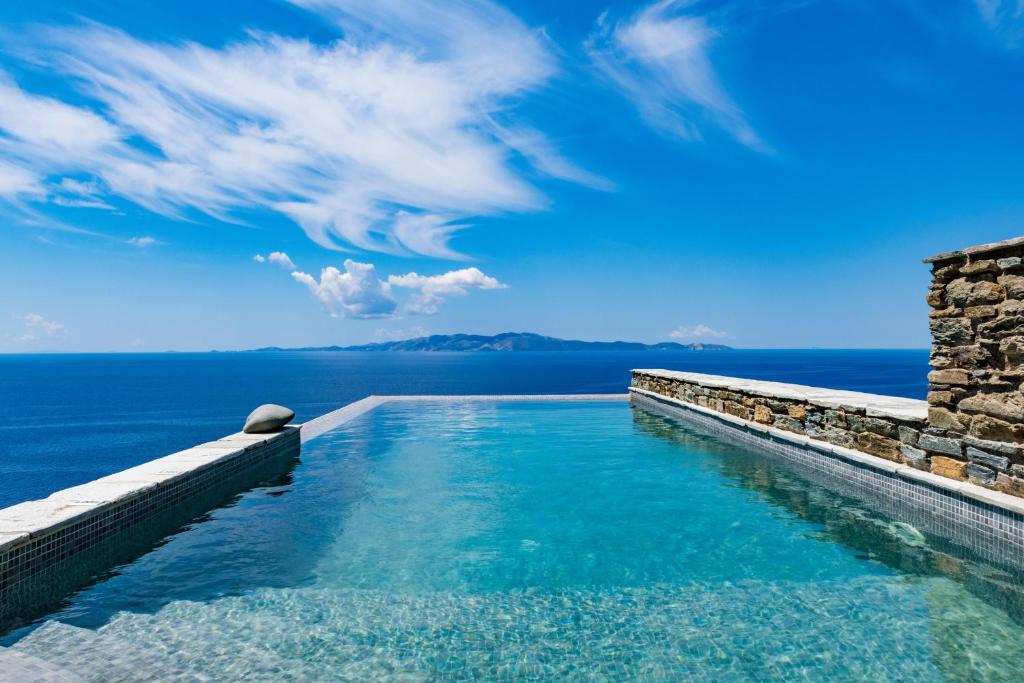 Φωτογραφία από το άλμπουμ του VATHI BLEU PRIVATE VILLAS Πάνορμος
