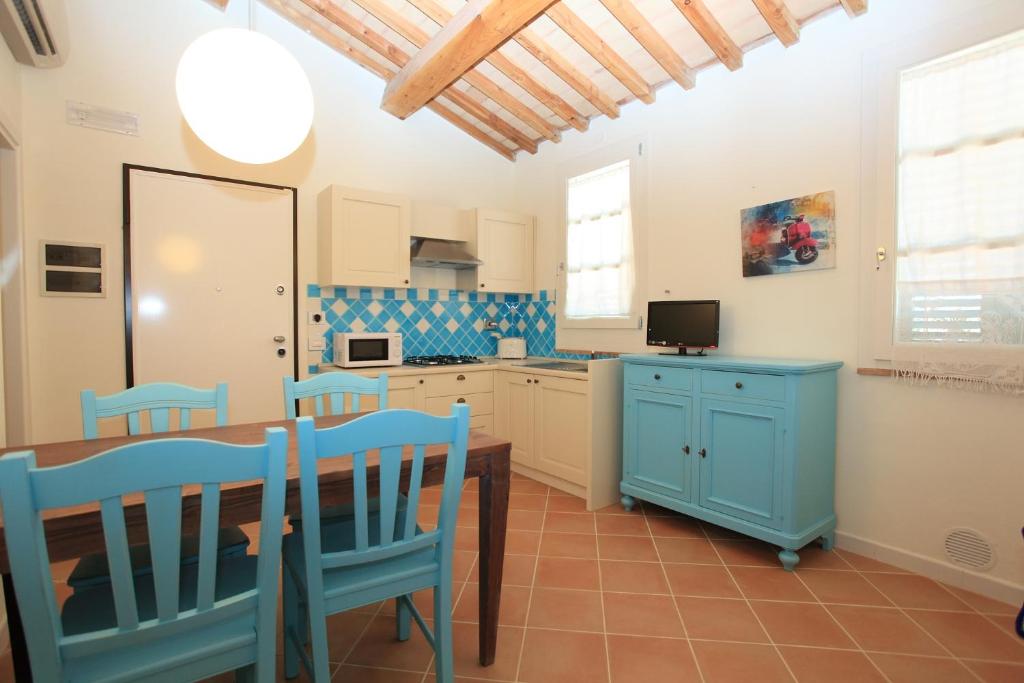 Kuchyň nebo kuchyňský kout v ubytování Agriturismo Campallegro