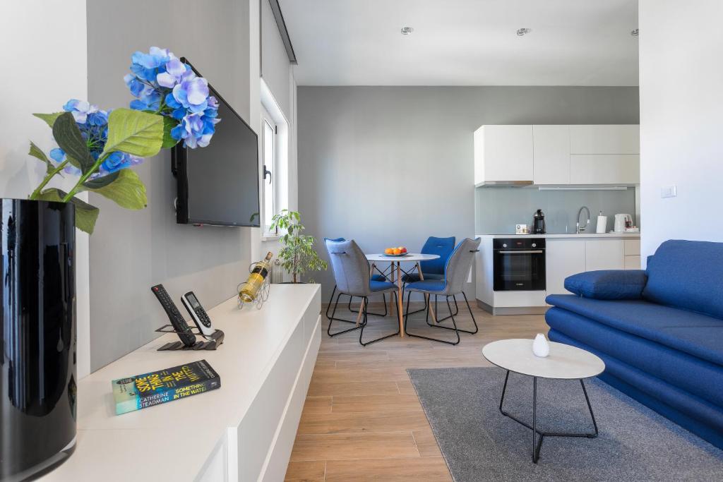 Apartments Jakic - 11