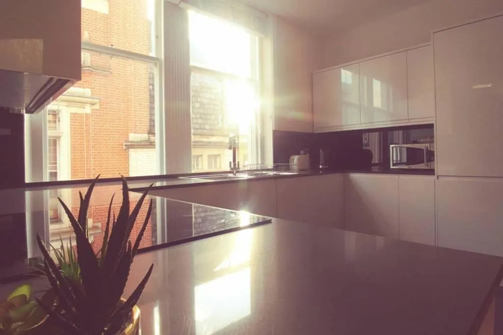 Central London 3 bed apartment, London, United Kingdom