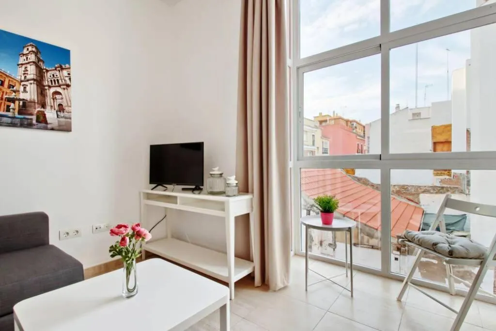 APARTAMENTO ANCHA DEL CARMEN., Malaga, Spain