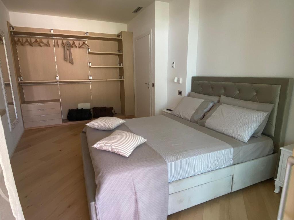Fotografia z galérie ubytovania Sea View Embassy Apartment v Rimini