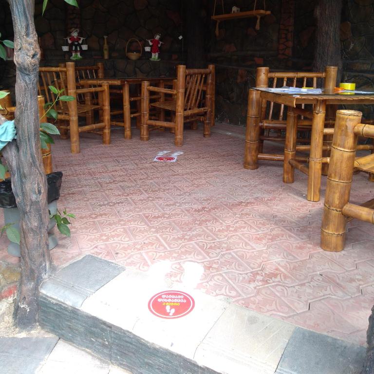 Restaurace v ubytování Villa Edemi