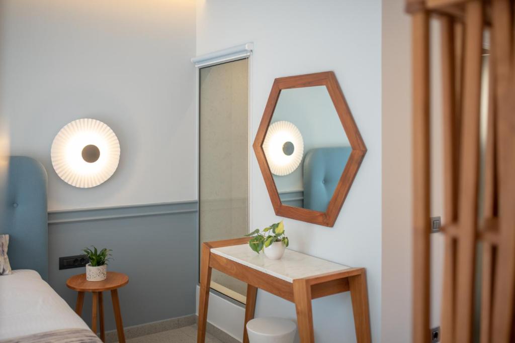 Charisma Boutique Hotel - 12