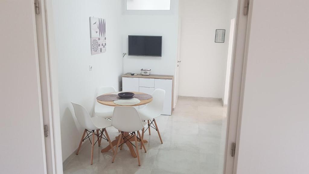 TV a/nebo společenská místnost v ubytování Apartment Davorka