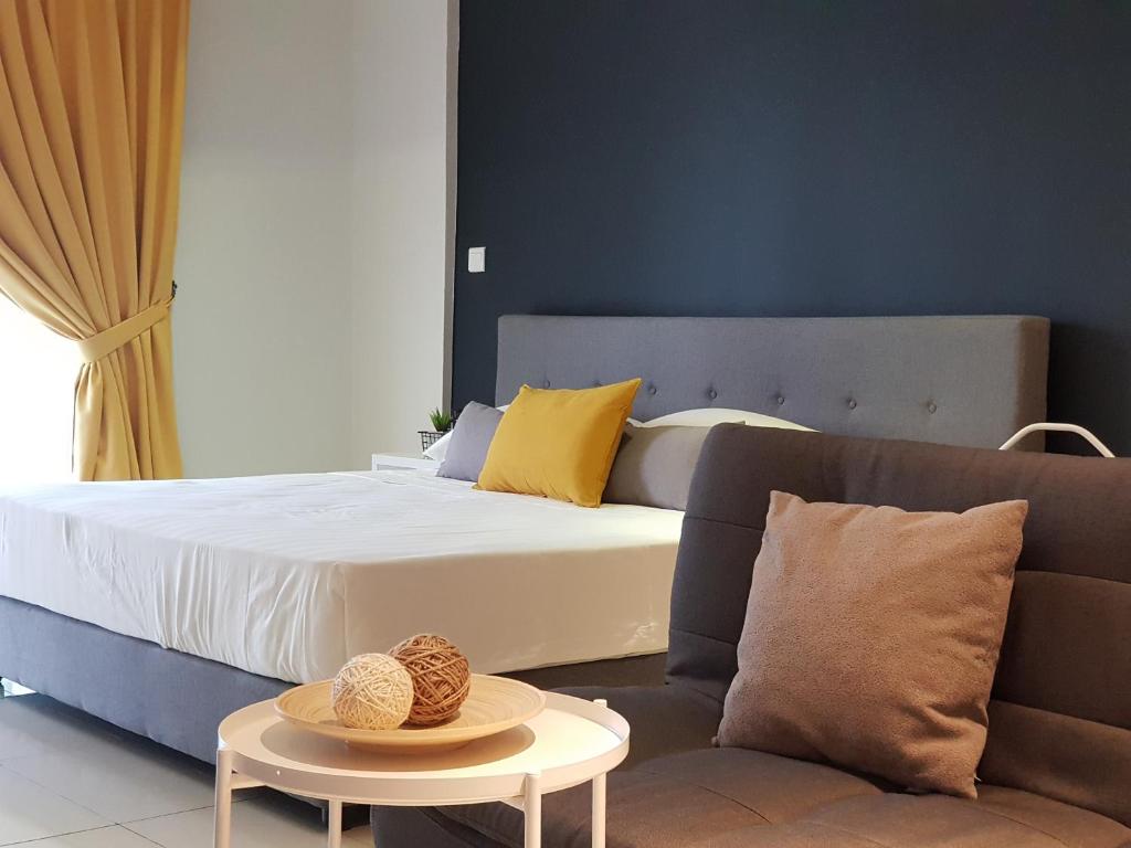 Postel nebo postele na pokoji v ubytování Aeropod Sovo Studio - Laxzone Suite